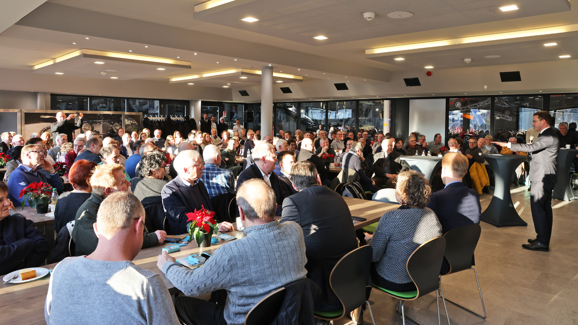 Auf Ingenieure h�ren und nicht auf Ideologen