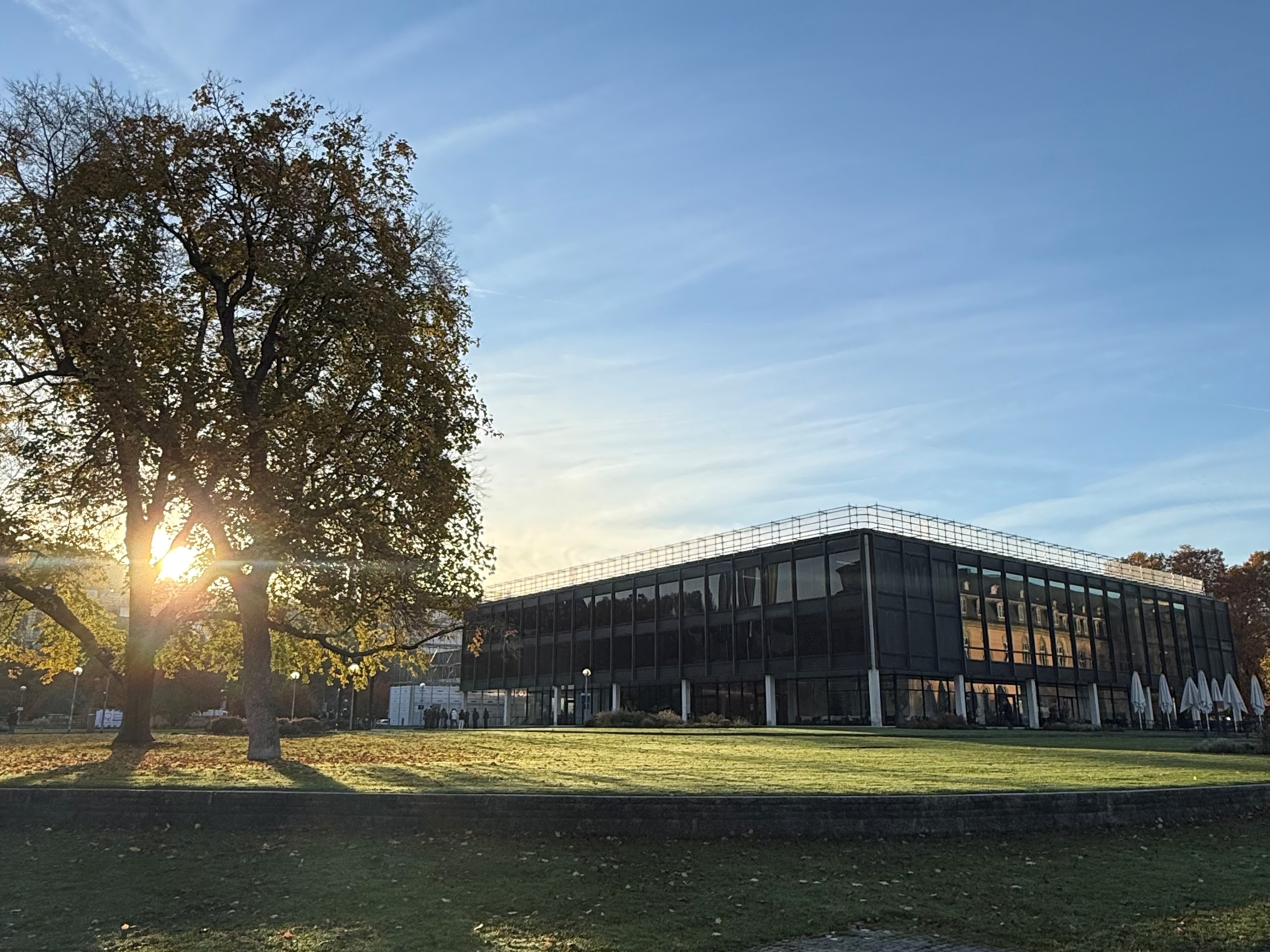 Blick auf den Landtag (Foto: Team Sch�tte)