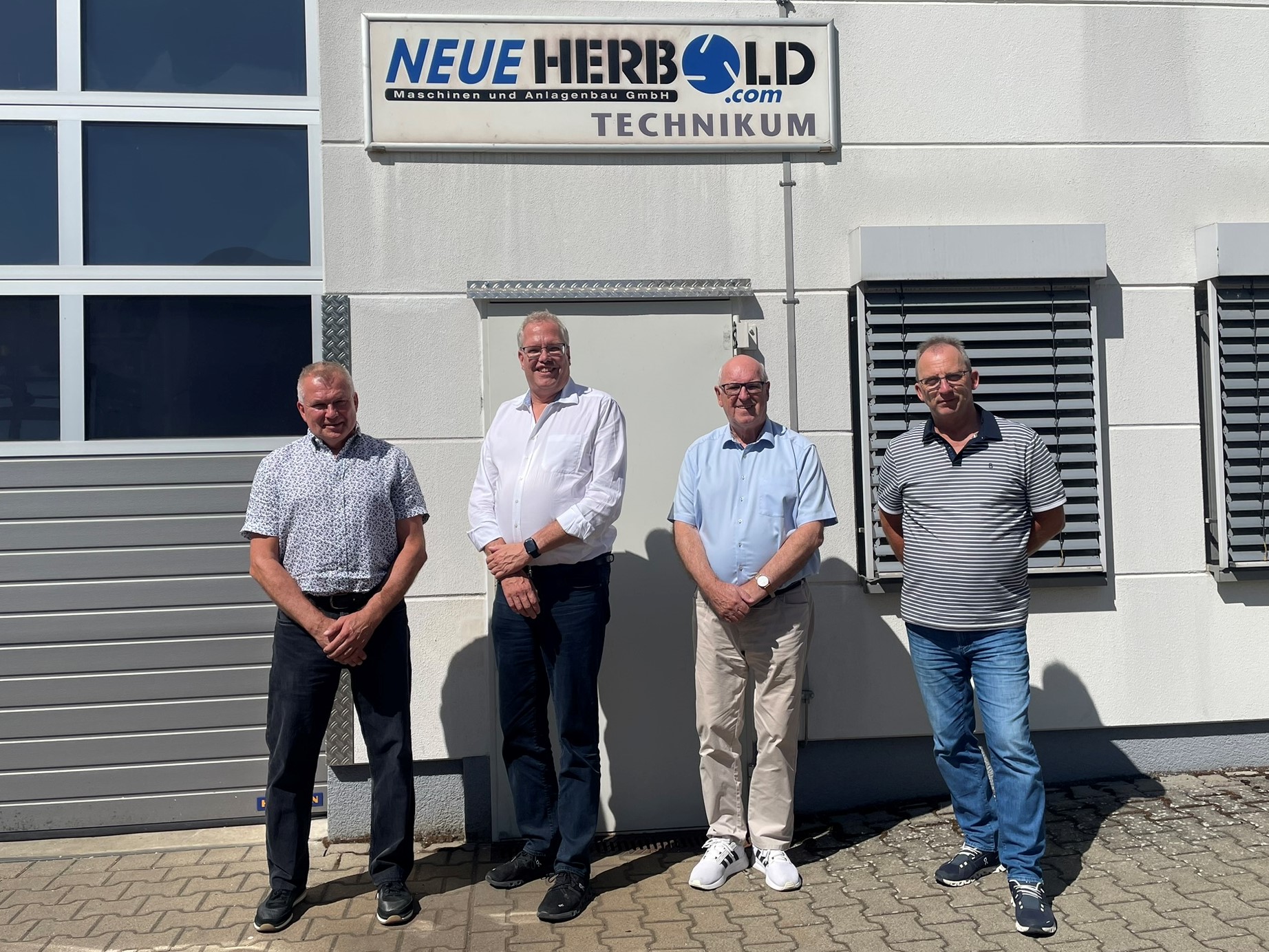 Dr. Albrecht Sch�tte zu Besuch bei Neue Herbold (Foto: Team Sch�tte)