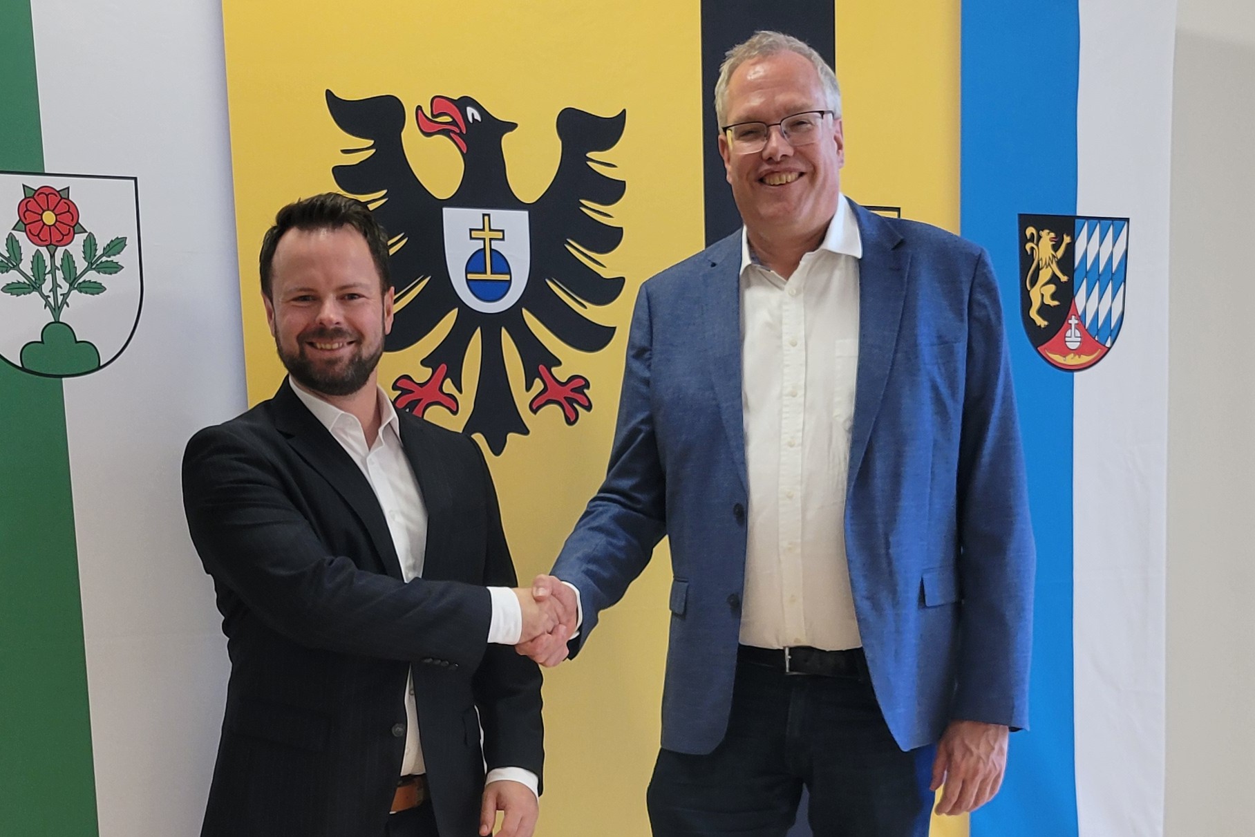 B�rgermeister Jan Peter Seidel und MdL Albrecht Sch�tte beim Austausch in Neckargem�nd.  (Foto: Stadt Neckargem�nd)